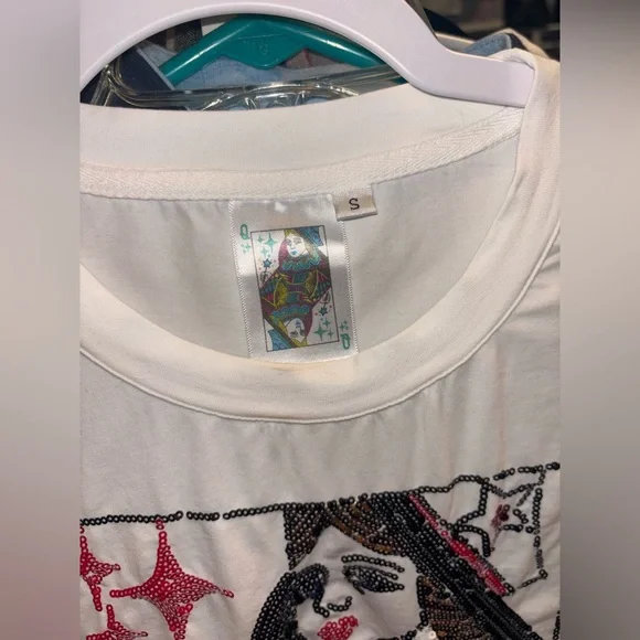 NEW QUEEN OF SPARKLES queen of heart  card tee USA color Size Small July 4th 4 - Picture 3 of 4